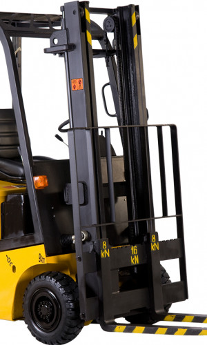ICE and electric Forklifts Photos